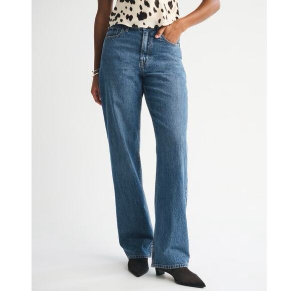 Abercrombie & Fitch Denim - Abercrombie & Fitch The Loose High Rise Jeans Blue Denim Size 26 Women’s EUC